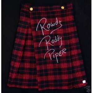  WWE ROWDY RODDY PIPER SIGNED KILT WITH PPHOTO OF SIGNING 