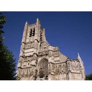  Cathedral of St. Stephen, Auxerre, Burgundy, France 