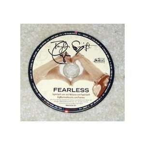 TAYLOR SWIFT autographed NEW CD 