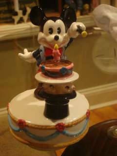 VINTAGE SCHMID MICKEY MOUSE MAGICIAN CAKE MUSIC BOX ~ ITS A SMALL 
