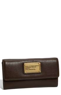 MARC BY MARC JACOBS Classic Q   Long Trifold Wallet  
