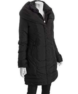 Tahari black quilted Gretchen pillow collar down coat   up 
