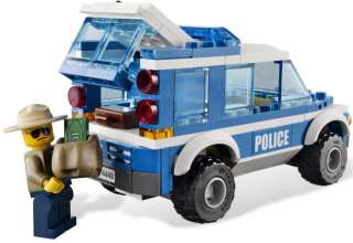 Lego City 4440 POLICE STATION Modular Build NEW Expedited Shipping 