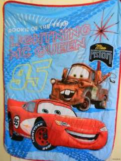 Disney Pixar CARS toddler/crib quilt 41 x 56 MATER Lightning McQueen 