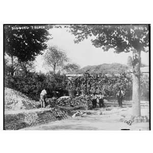  Digging trench at Porte Maillot,Paris